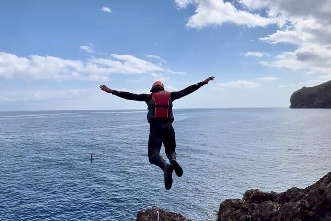 Garajau Coastal Hike and Cliff Jumping - An In-Depth Look at the Garajau Coastal Hike and Cliff Jumping Tour