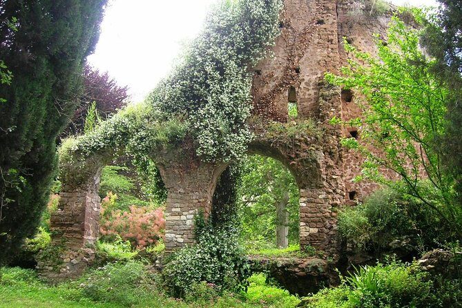 Garden of Ninfa and Sermoneta Day Trip from Rome with Lunch - Key Points