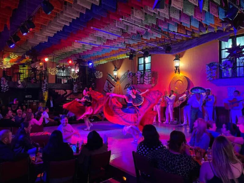 Garibaldi Square Tour - Quick Overview