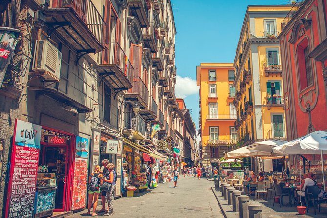 Gastronomic Walk in Naples - A Closer Look at the Gastronomic Walk