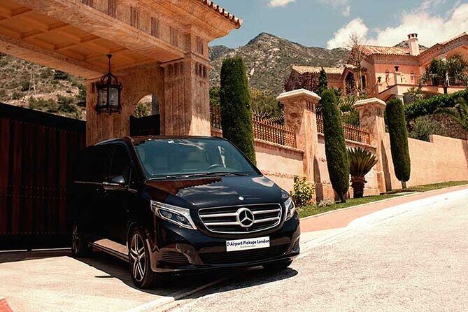 Gatwick Airport to Birmingham Private Transfer - Detailed Breakdown of the Experience