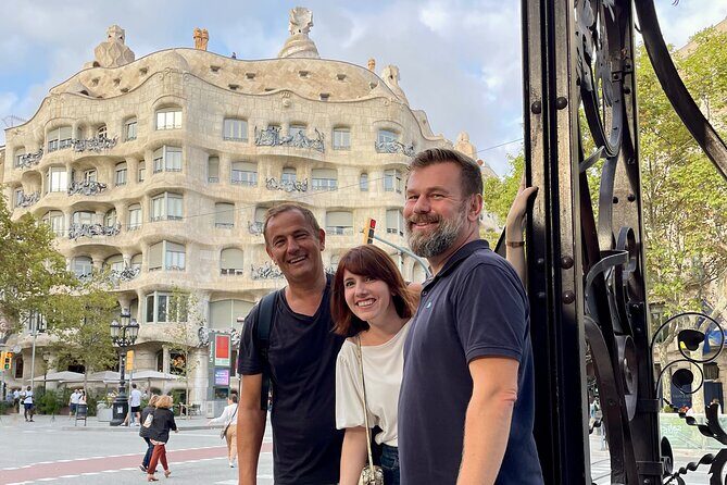 Gaudí and Barcelona Legends - Private Tour - A Deep Dive into the Barcelona Legends and Gaudí Tour