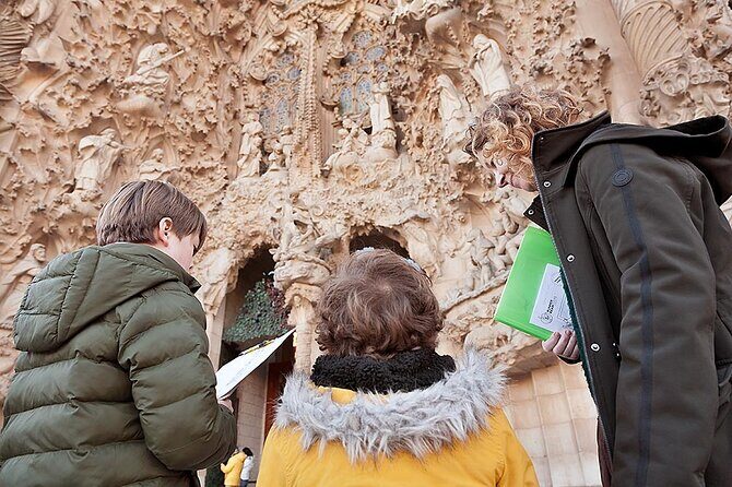 Gaudi & Sagrada Familia Donation-Based Tour in English - Practical Details and Tips