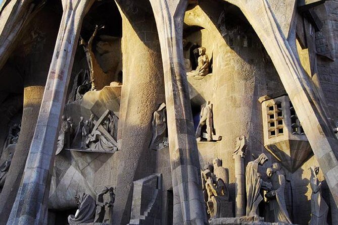 Gaudi's Modernist Legacy: Small Group Walking Tour - FAQ