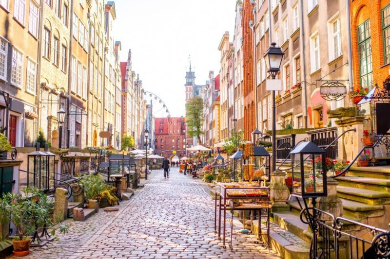 Gdansk 1-Day of Highlights Private Guided Tour and Transport - FAQ