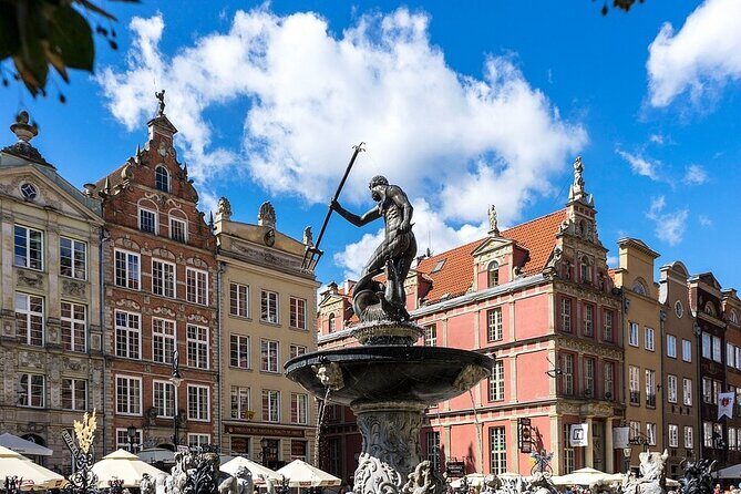 Gdansk and Malbork Castle Small Group Tour from Warsaw with Lunch - Authentic Experiences That Stand Out