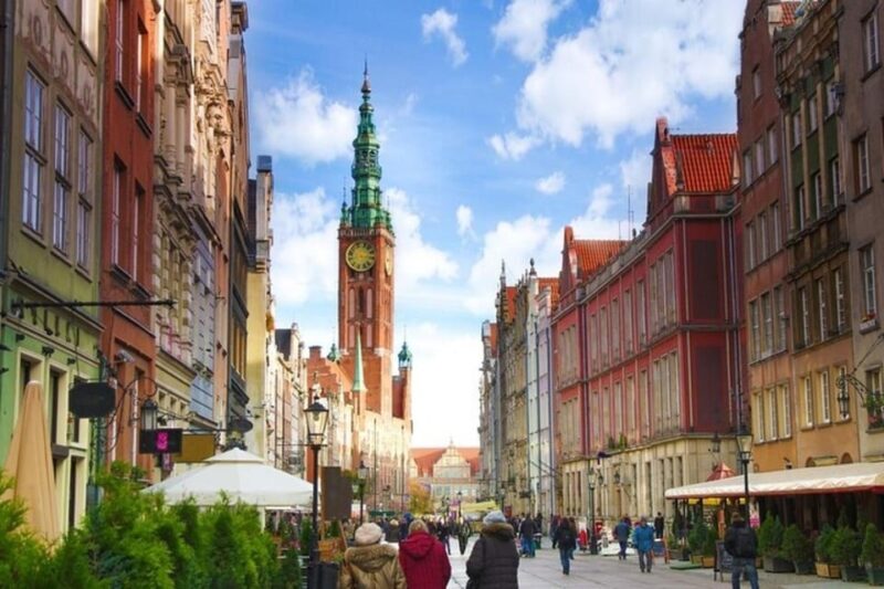 Gdansk : Must-See Attractions Walking Tour - Exploring Gdansk: A Deep Dive into the Tour