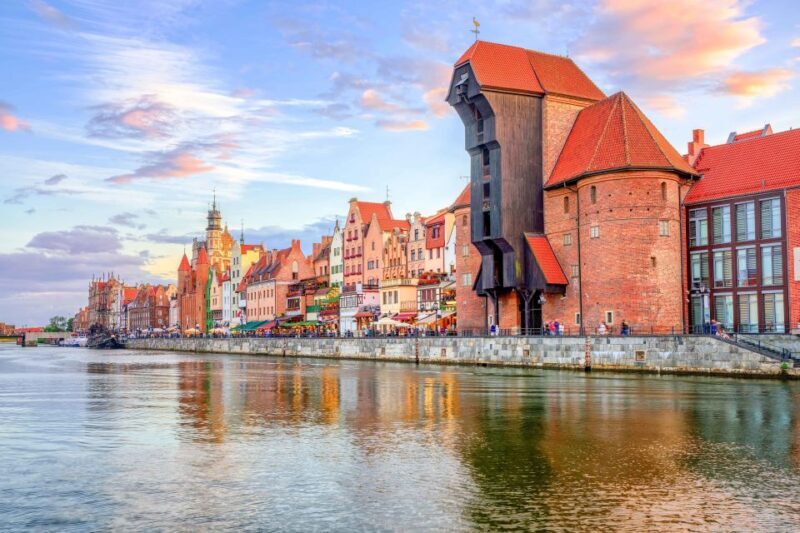 Gdansk Old Town 2-Hour Walking Tour - Key Points