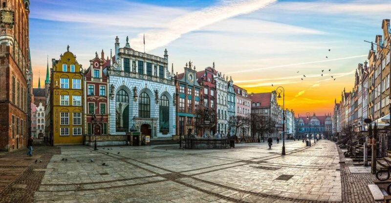 Gdansk Old Town: German Influence Walking Tour - Exploring Gdansk’s German Heritage: The Tour in Detail