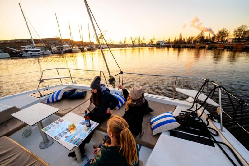 Gdansk/Sopot: Breakfast Cruise on a Catamaran - Gdansk/Sopot: Breakfast Cruise on a Catamaran