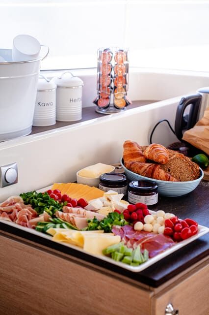 Gdansk/Sopot: Breakfast Cruise on a Catamaran - FAQs