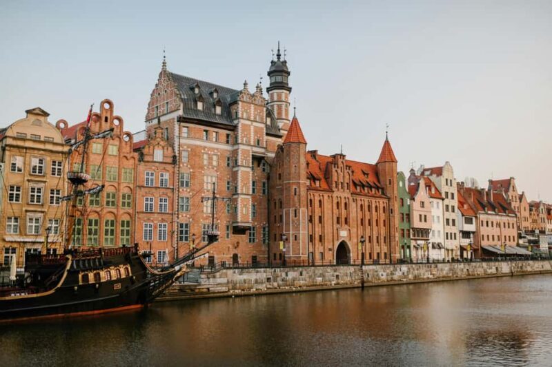 Gdask: Old Town Walking Tour with a Monk Guide - Gdansk: Old Town Walking Tour with a Monk Guide