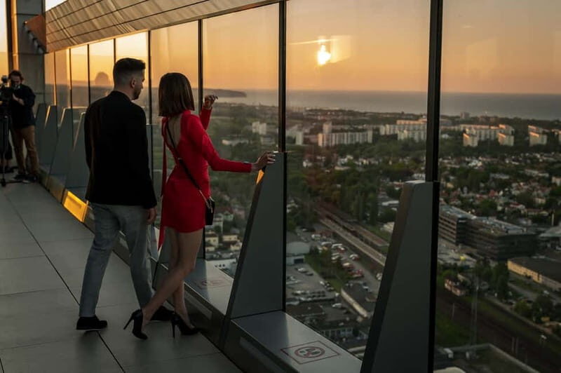 Gdask: Olivia Star Sky-High Views, Dinner, and Cocktails - Detailed Breakdown: Why It Works