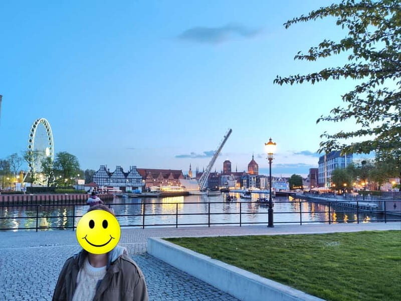 Gdask: Wrzeszcz and Shipyard District Private Bike Tour - An In-Depth Look at the Gdansk Bike Tour
