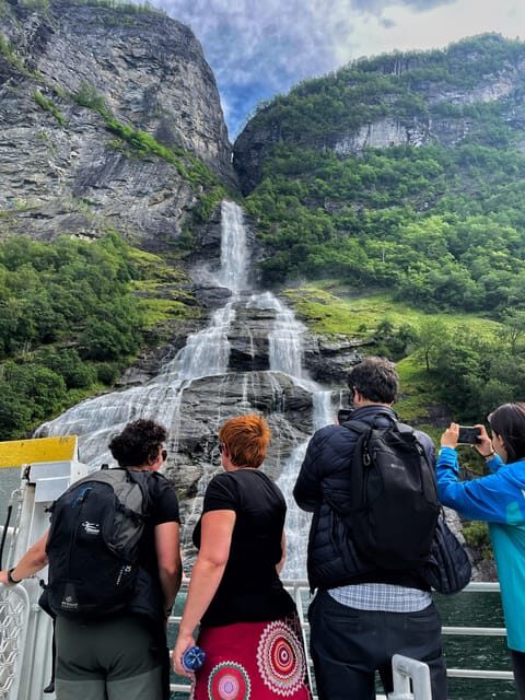 Geiranger Fjord Sightseeing Roundtrip from Geiranger - Experience the Majesty of Geiranger Fjord by Sightseeing Boat