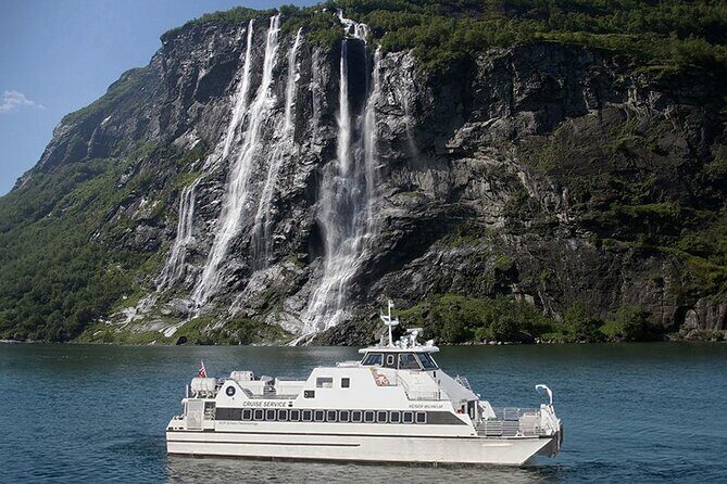 Geiranger Fjord Tour (Hellesylt-Geiranger one way) - A detailed review of this Geiranger Fjord experience