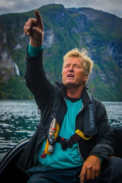 Geiranger: Guided Geirangerfjord Boat Tour - Geiranger: Guided Geirangerfjord Boat Tour