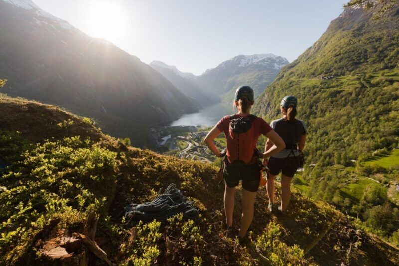 Geiranger: Rappelling tour with epic view - The Sum Up