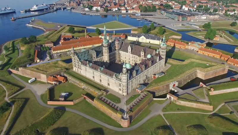 Gems of Helsingør  Private Walking Tour for Couples - Key Points