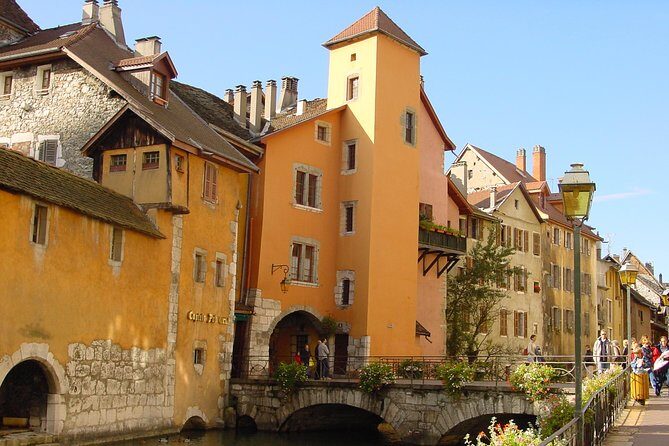 Geneva and Annecy Tour With Optional Lake Geneva Cruise - Exploring the Experience: A Deep Dive into the Geneva and Annecy Tour