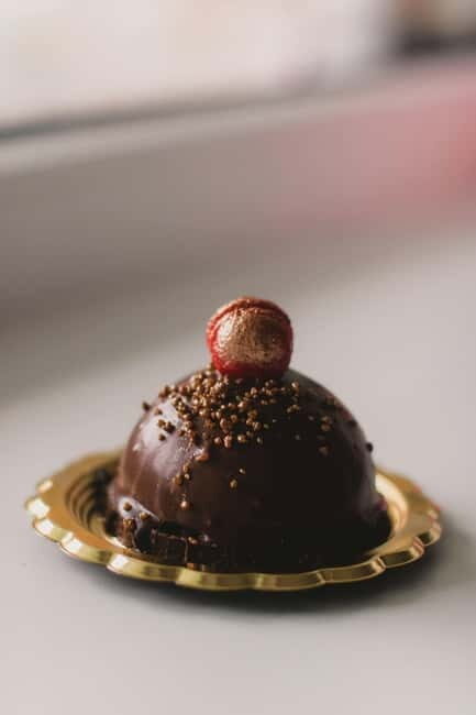 Geneva Chocolate & Patisserie Walking Tour - The Chocolateries and Pastries