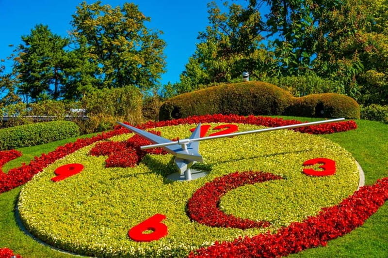 Geneva Old Town Private Tour with Lake Genova Cruise Tickets - Key Points