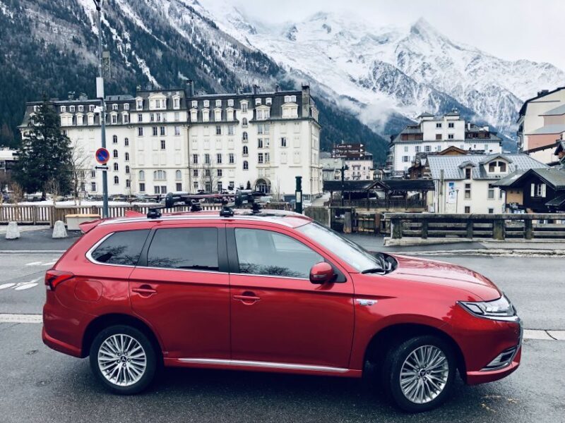 Geneva Private Day Trip to Mont Blanc glacier and 3860m Top - An In-Depth Look at the Mont Blanc Private Day Trip