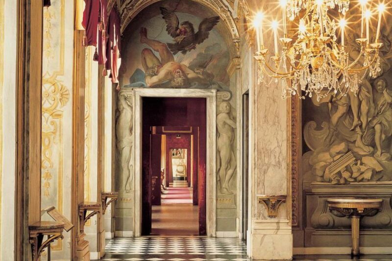 Genoa: 2-Hour Guided Walking Tour of the Historical Center - Starting Point and Overview of the Route