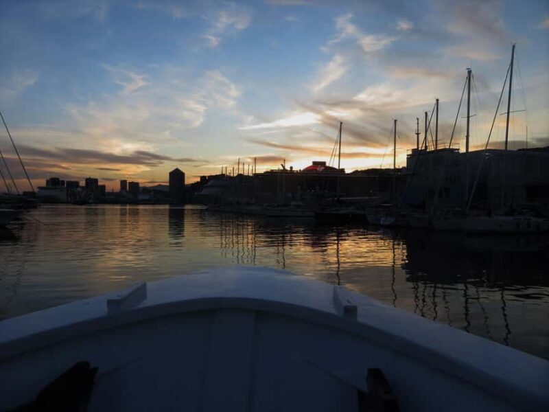 Genoa: sunset cruise to admire the city with live music - Genoa: Sunset Cruise to Admire the City with Live Music
