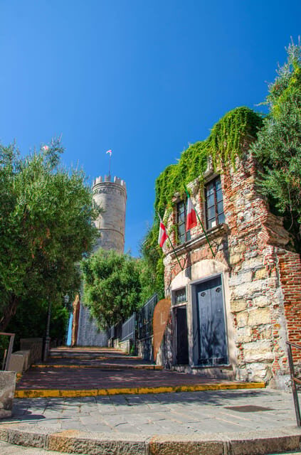 Genoa: Tour in Spanish of the Magnificent Genoa - Key Points