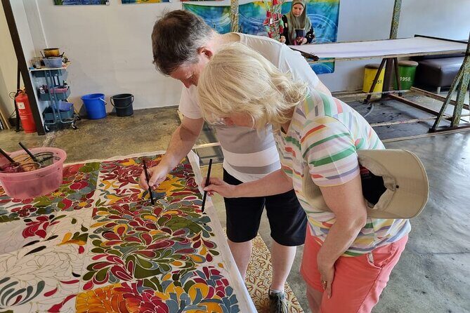 Genting Highlands Tour plus Batu Caves, Batik & Pewter Factory - FAQ