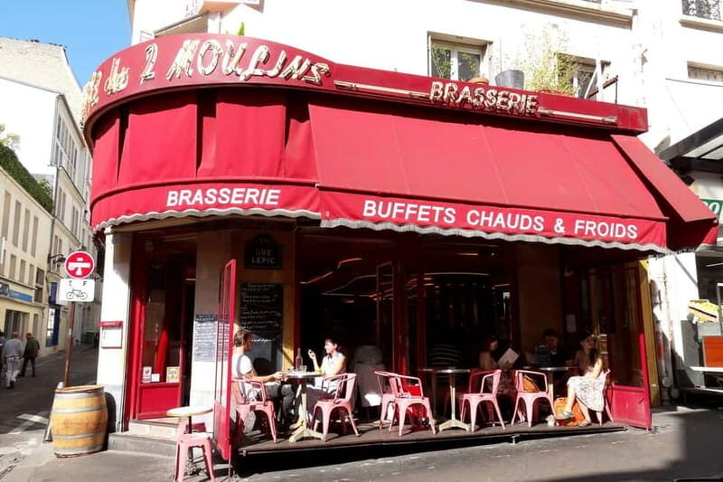 German private Walking Tour through Montmartre & Passages - Experience Paris in a Personal Way: German Private Walking Tour Through Montmartre & Passages