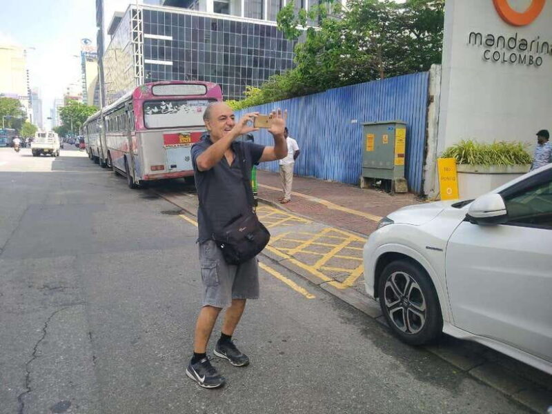 German speaking guide with Tuk around Colombo city tour - Who Would Enjoy This Tour?