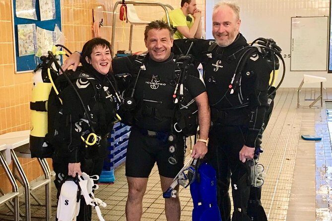 Get a taste of Scuba Diving in confined water - Introduction: The Basics of a Scuba Taster in Glasgow