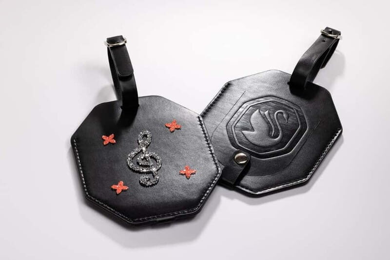 Get Crafty with Crystals: Your DIY Swarovski Workshop - Get Crafty with Crystals: Your DIY Swarovski Workshop – A Sparkling Experience in Vienna