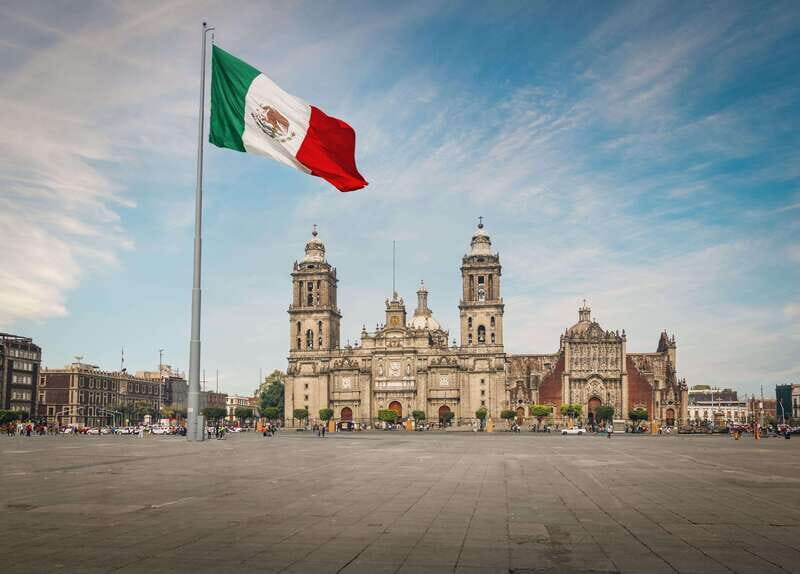Get lost in the neighborhoods of CDMX on a private tour. - Key Points