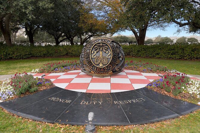Get Out of Town! Lighthouses, Beaches and Forts Tour! Folly to Sullivan's Island - FAQs