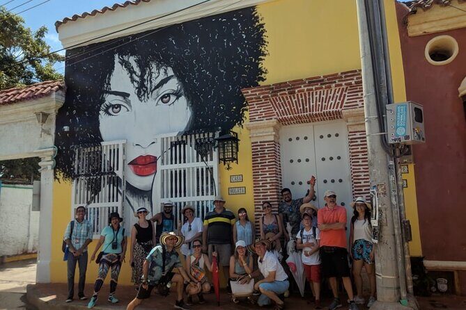 Getsemani neighborhood in group: art and culture with Audio System - Practical Details