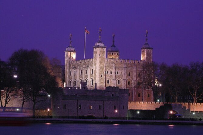 Ghastly Ghost Walking Tour in London - Exploring the Itinerary in Detail