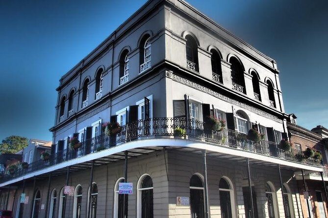 Ghost and Vampire Walking Tour Of The French Quarter - Key Points