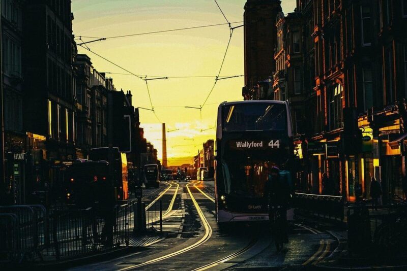 Ghost Tour in Edinburgh - The Guide and Tour Atmosphere