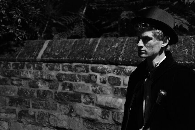 Ghost Tour of Oxford - Exploring the Details of the Oxford Ghost Tour
