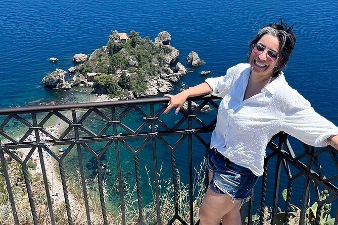 Giardini Naxos, Taormina and Castelmola-White Lotus-From Catania - FAQ