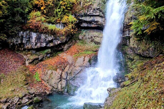 Giessbach Waterfall + CLOY Pier Iseltwald Sightseeing Tour Privat - An In-Depth Look at the Giessbach Waterfall + CLOY Pier Private Tour