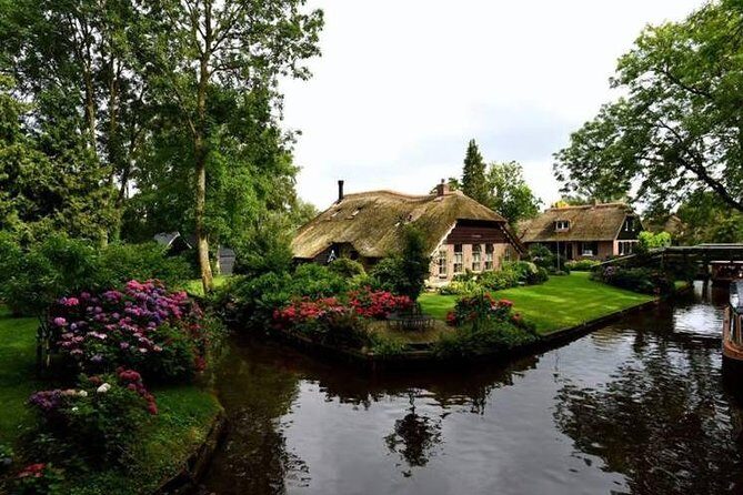 Giethoorn and Zaanse Schans Day Tour with Small Boat Ride - Why This Tour Offers Real Value