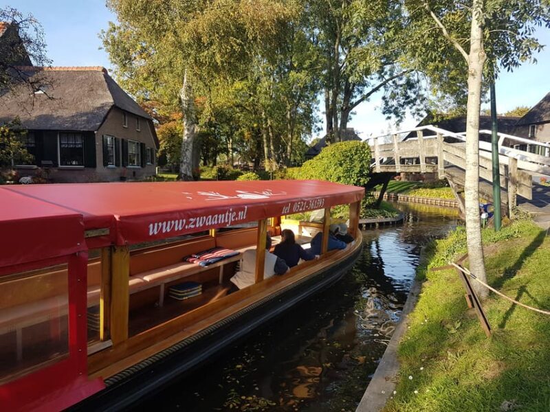 Giethoorn: Canal cruise Giethoorn village and lake - Final Thoughts