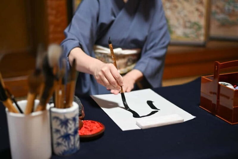 Gifu: Calligraphy Workshop with Japanese Masu Box - Why You Might Want to Book This