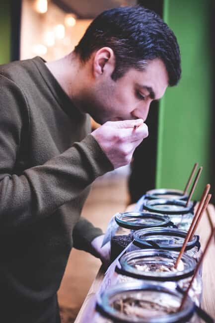 Gin distillation workshop in French - A Unique Chance to Craft Your Own Gin in the Heart of Paris
