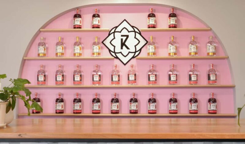 Gin Distillery Tasting House In New Norfolk, Tasmania - The Tasting: Authentic and In-Depth