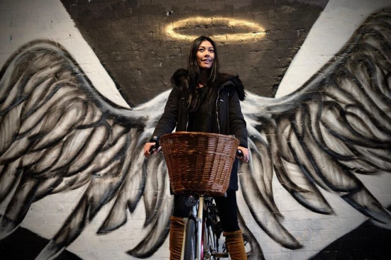 Gin Safari: Boozy London History on Two Wheels - Gin Safari: Boozy London History on Two Wheels